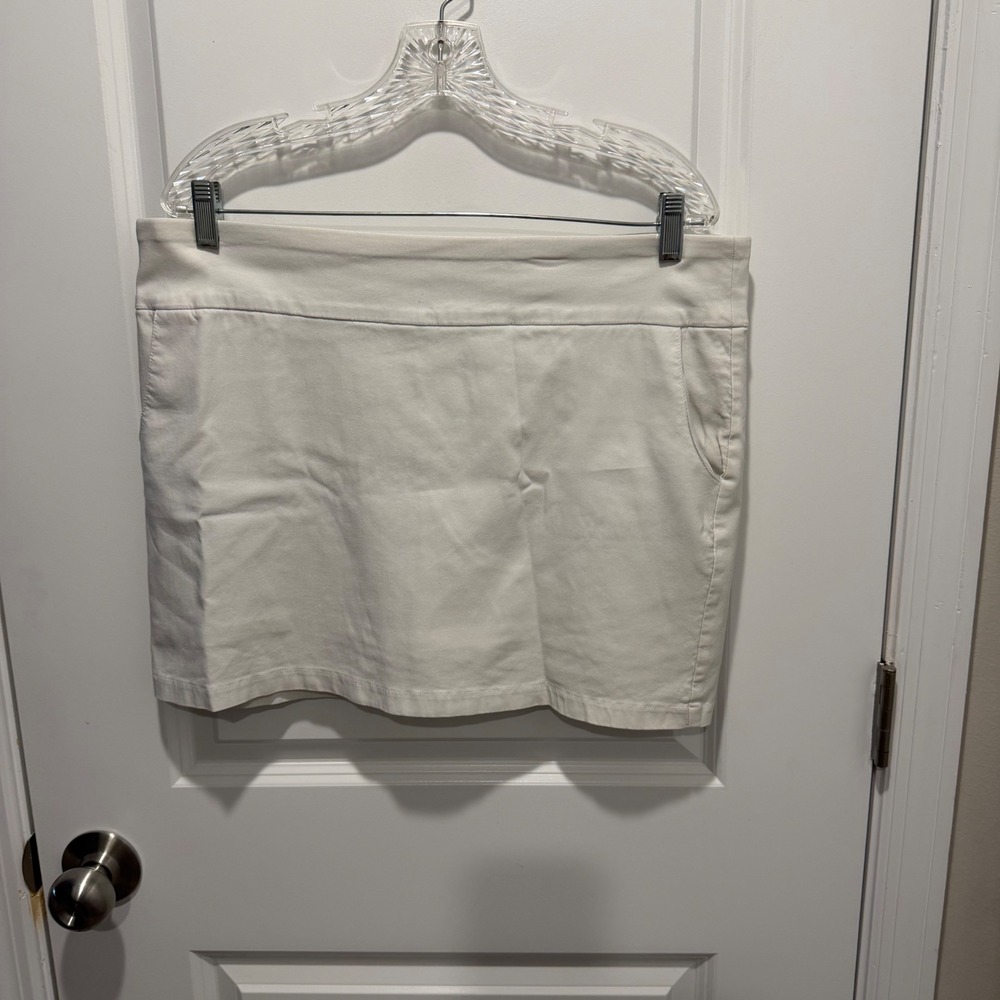 Courtenay Womens Skort Stretch Pull On White 16P